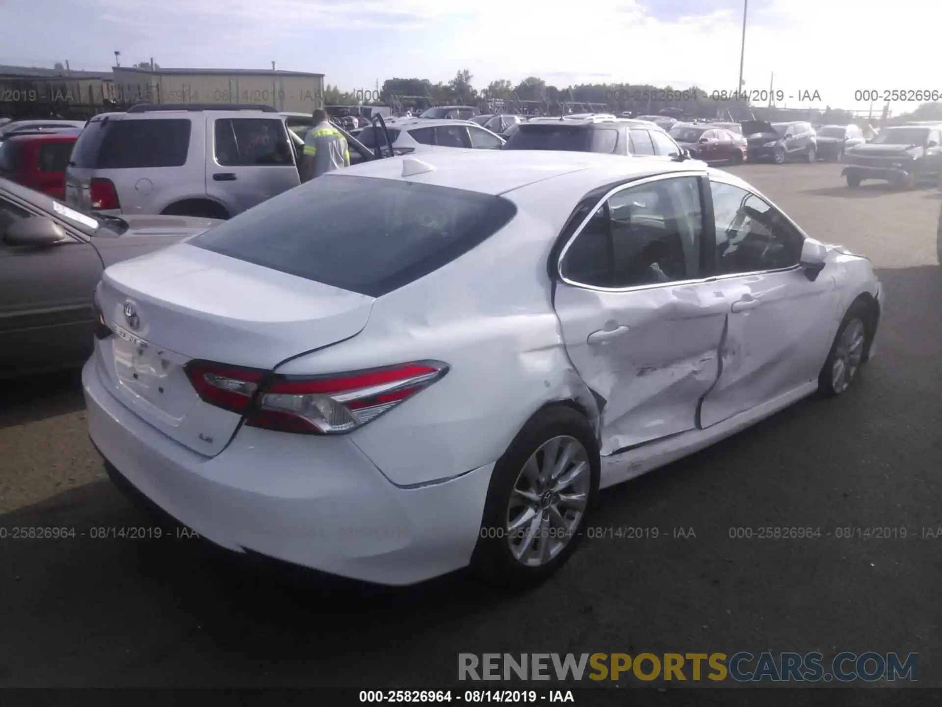 4 Photograph of a damaged car 4T1B11HK4KU741230 TOYOTA CAMRY 2019