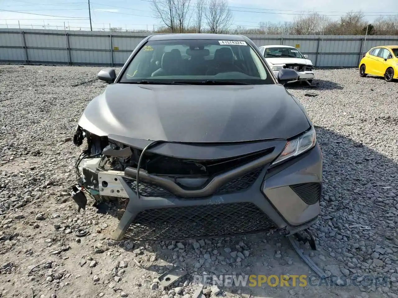 5 Photograph of a damaged car 4T1B11HK4KU743527 TOYOTA CAMRY 2019