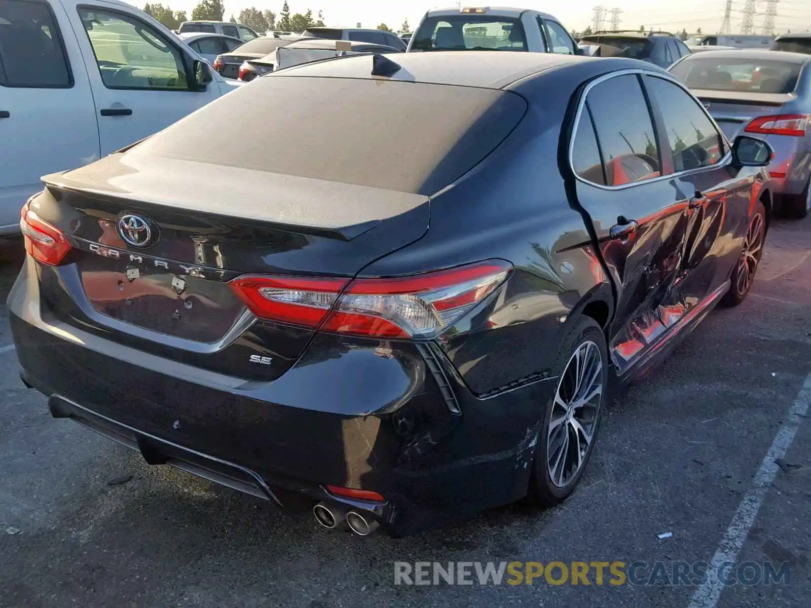 4 Photograph of a damaged car 4T1B11HK4KU743706 TOYOTA CAMRY 2019