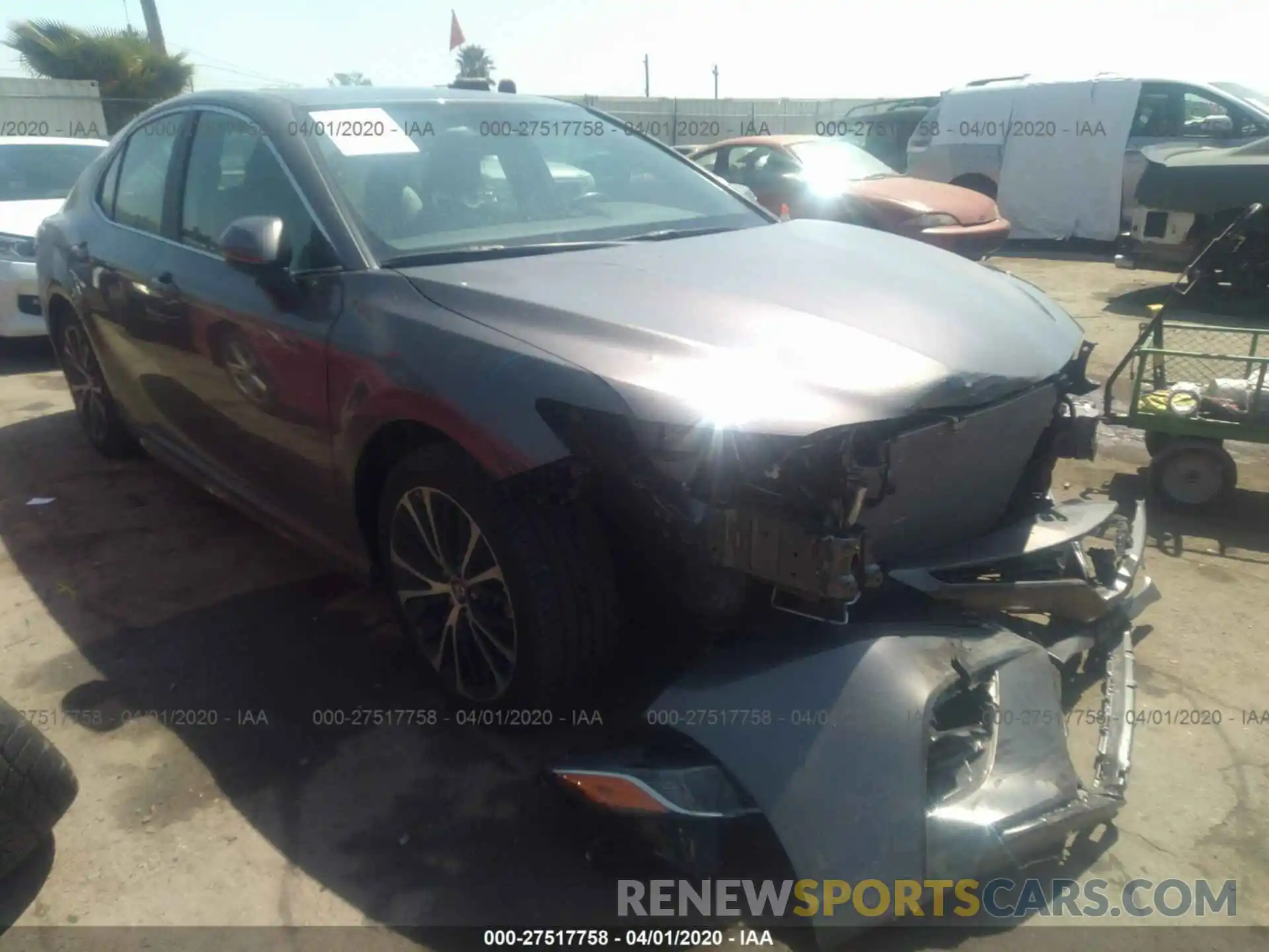 1 Photograph of a damaged car 4T1B11HK4KU744208 TOYOTA CAMRY 2019