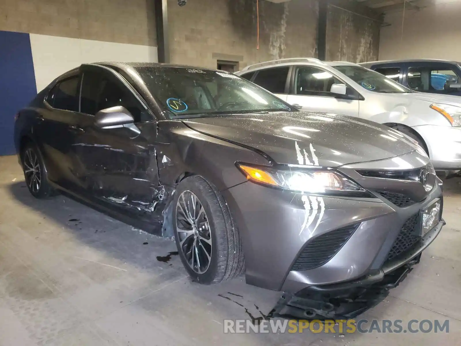 1 Photograph of a damaged car 4T1B11HK4KU744709 TOYOTA CAMRY 2019