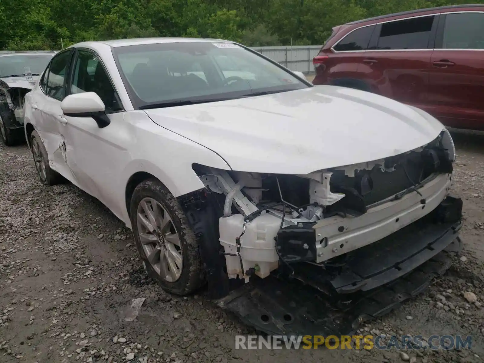 1 Photograph of a damaged car 4T1B11HK4KU746041 TOYOTA CAMRY 2019