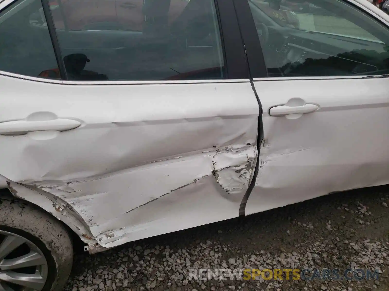 9 Photograph of a damaged car 4T1B11HK4KU746041 TOYOTA CAMRY 2019