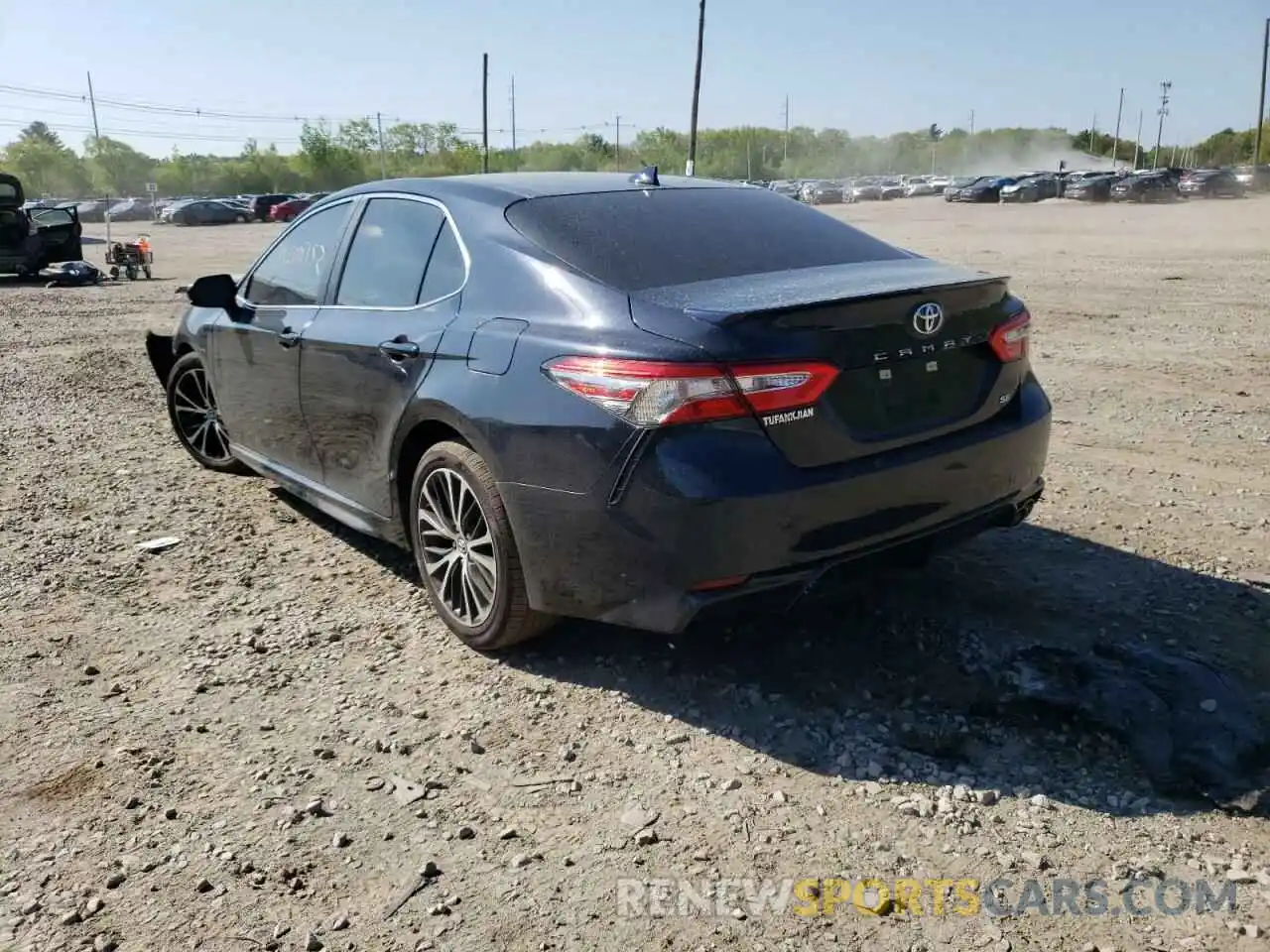 3 Photograph of a damaged car 4T1B11HK4KU748596 TOYOTA CAMRY 2019