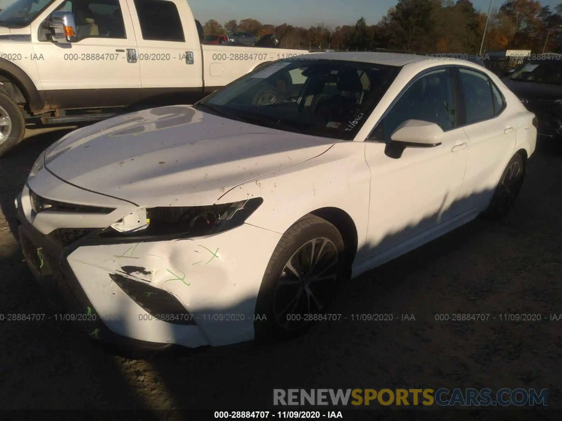 2 Photograph of a damaged car 4T1B11HK4KU749800 TOYOTA CAMRY 2019