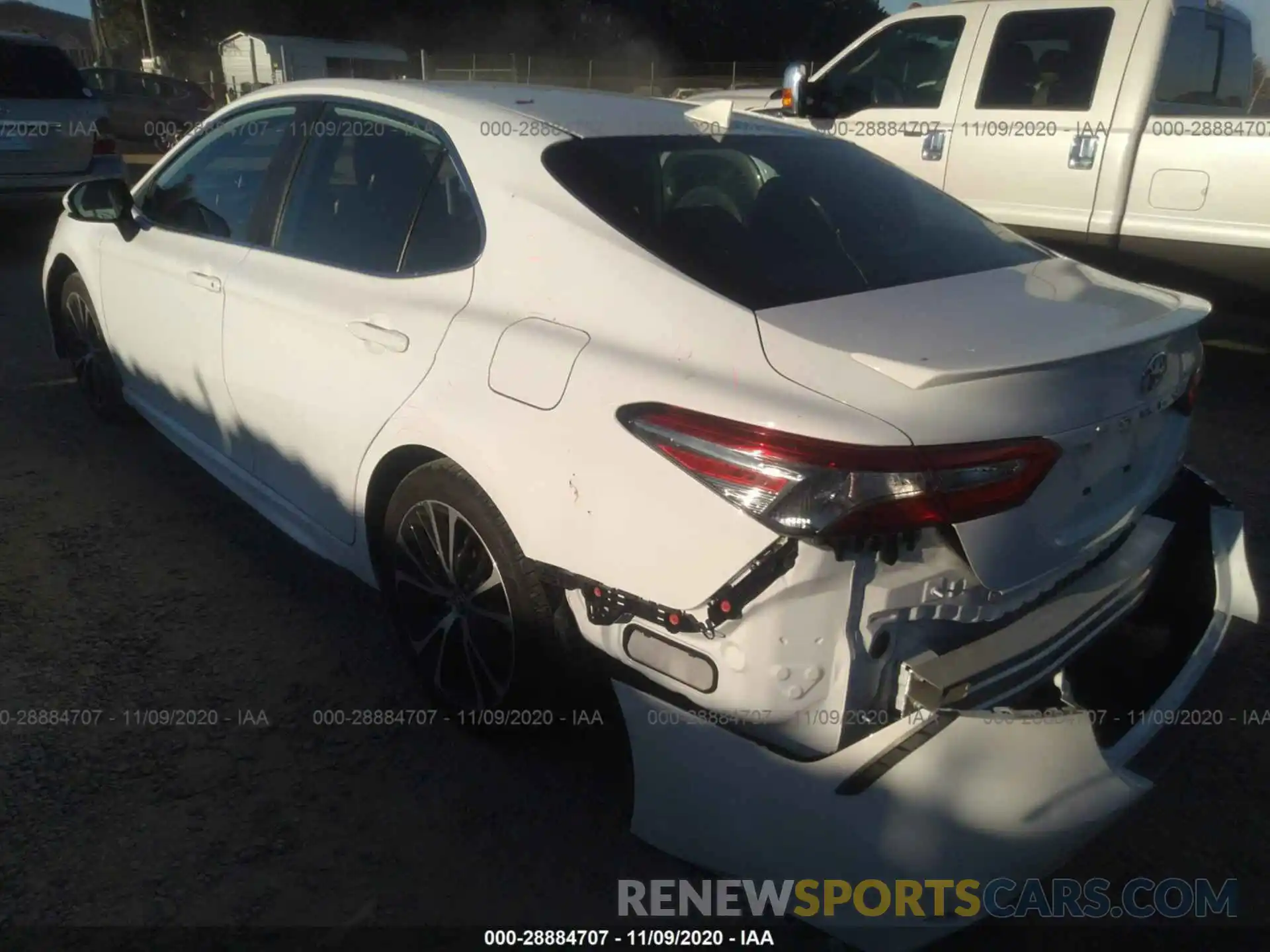 3 Photograph of a damaged car 4T1B11HK4KU749800 TOYOTA CAMRY 2019