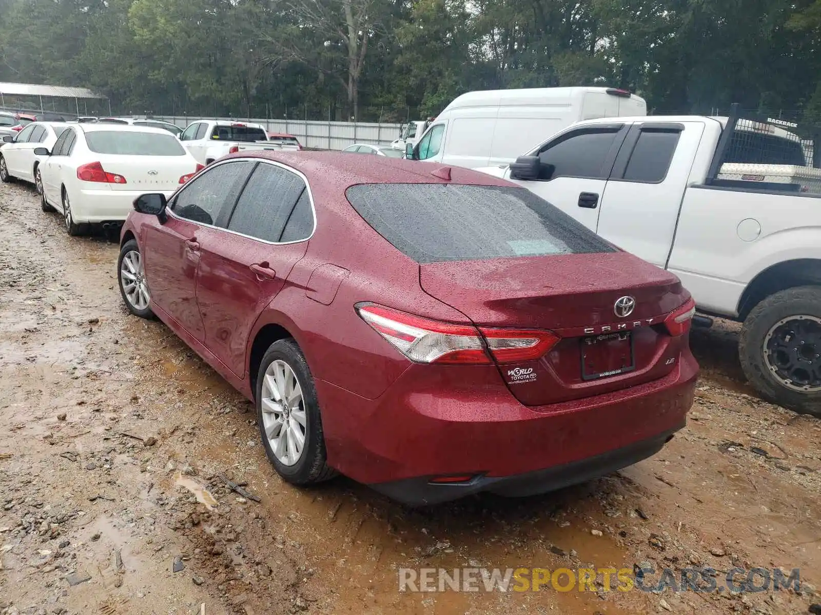 3 Photograph of a damaged car 4T1B11HK4KU750736 TOYOTA CAMRY 2019