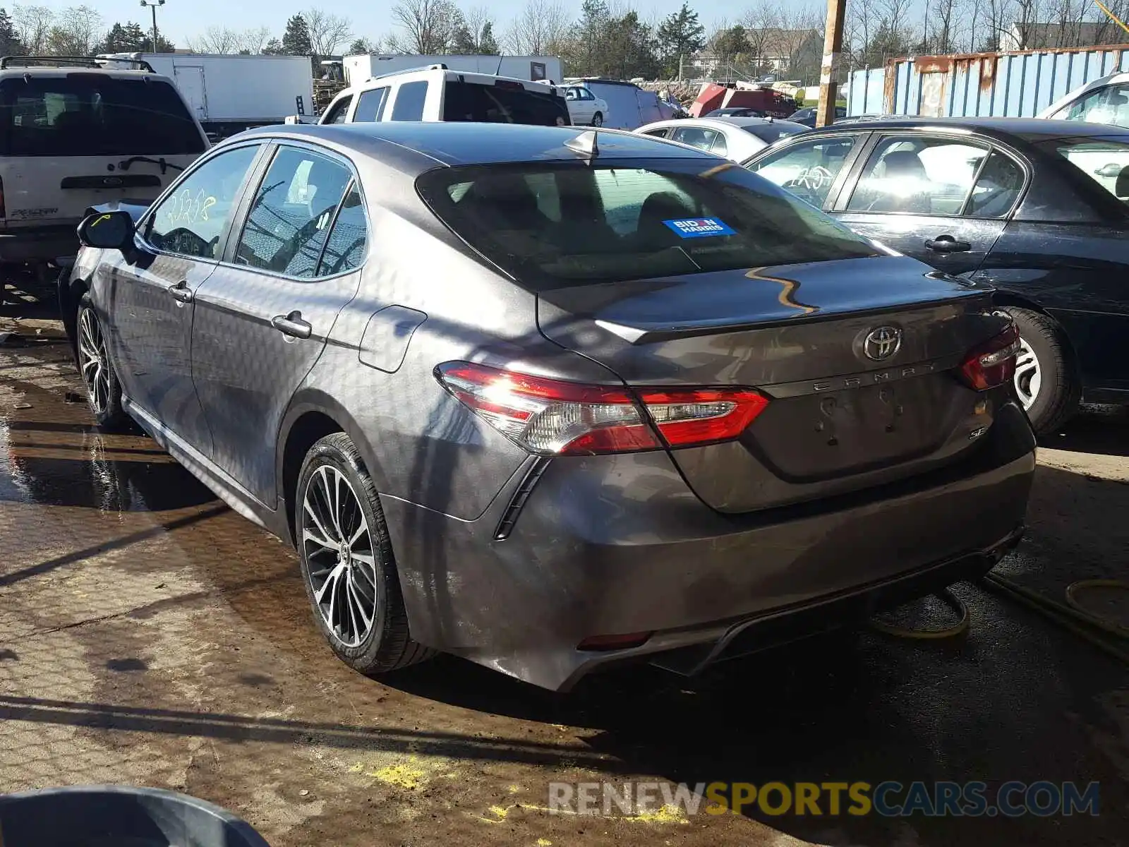 3 Photograph of a damaged car 4T1B11HK4KU750865 TOYOTA CAMRY 2019