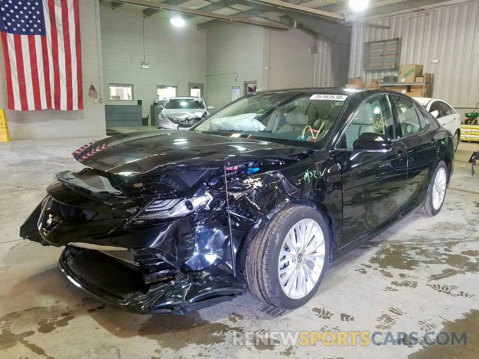 2 Photograph of a damaged car 4T1B11HK4KU751076 TOYOTA CAMRY 2019