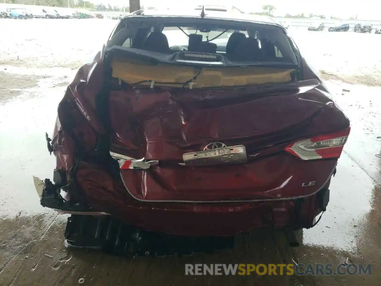 6 Photograph of a damaged car 4T1B11HK4KU751367 TOYOTA CAMRY 2019