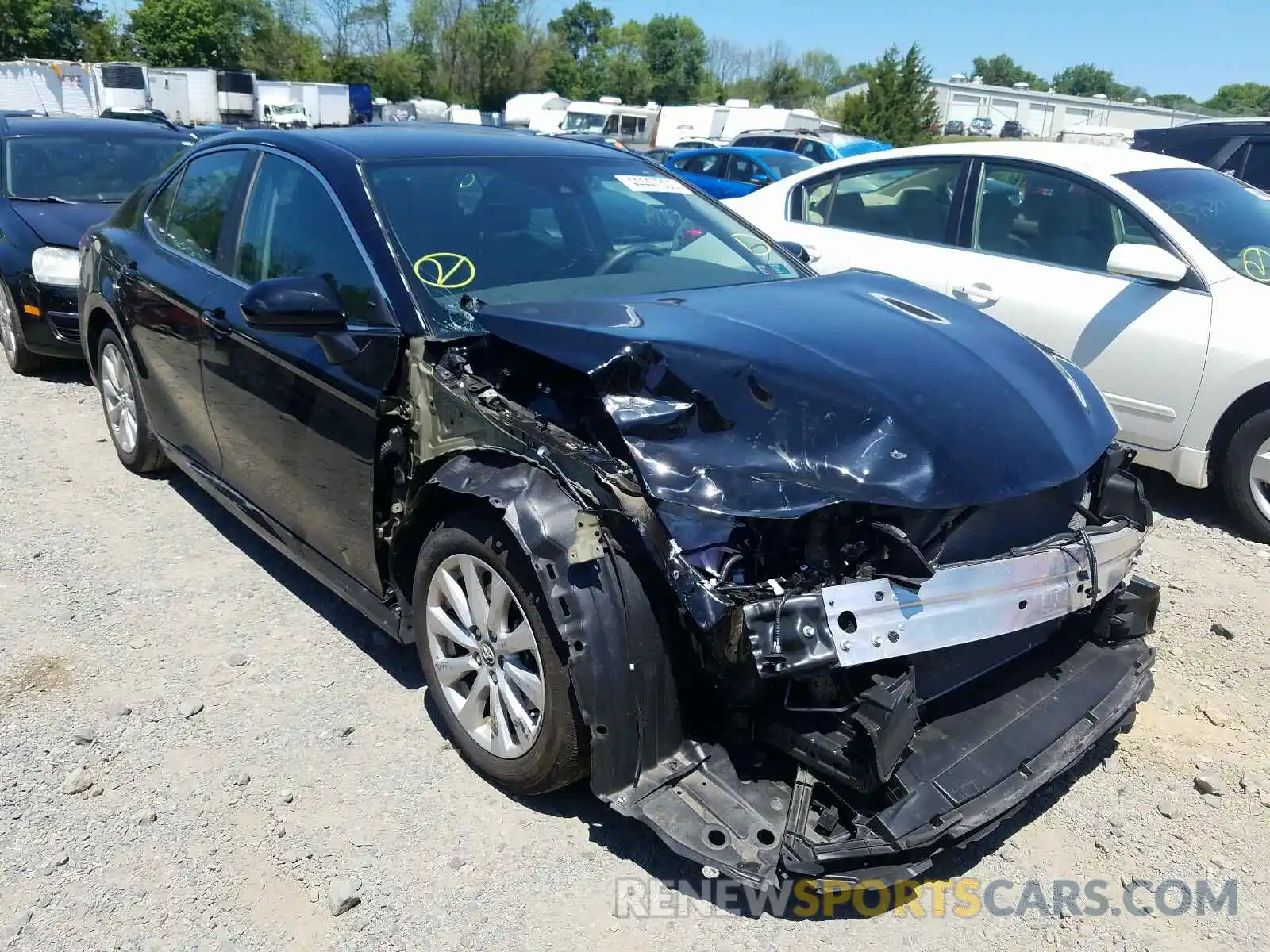 1 Photograph of a damaged car 4T1B11HK4KU751918 TOYOTA CAMRY 2019