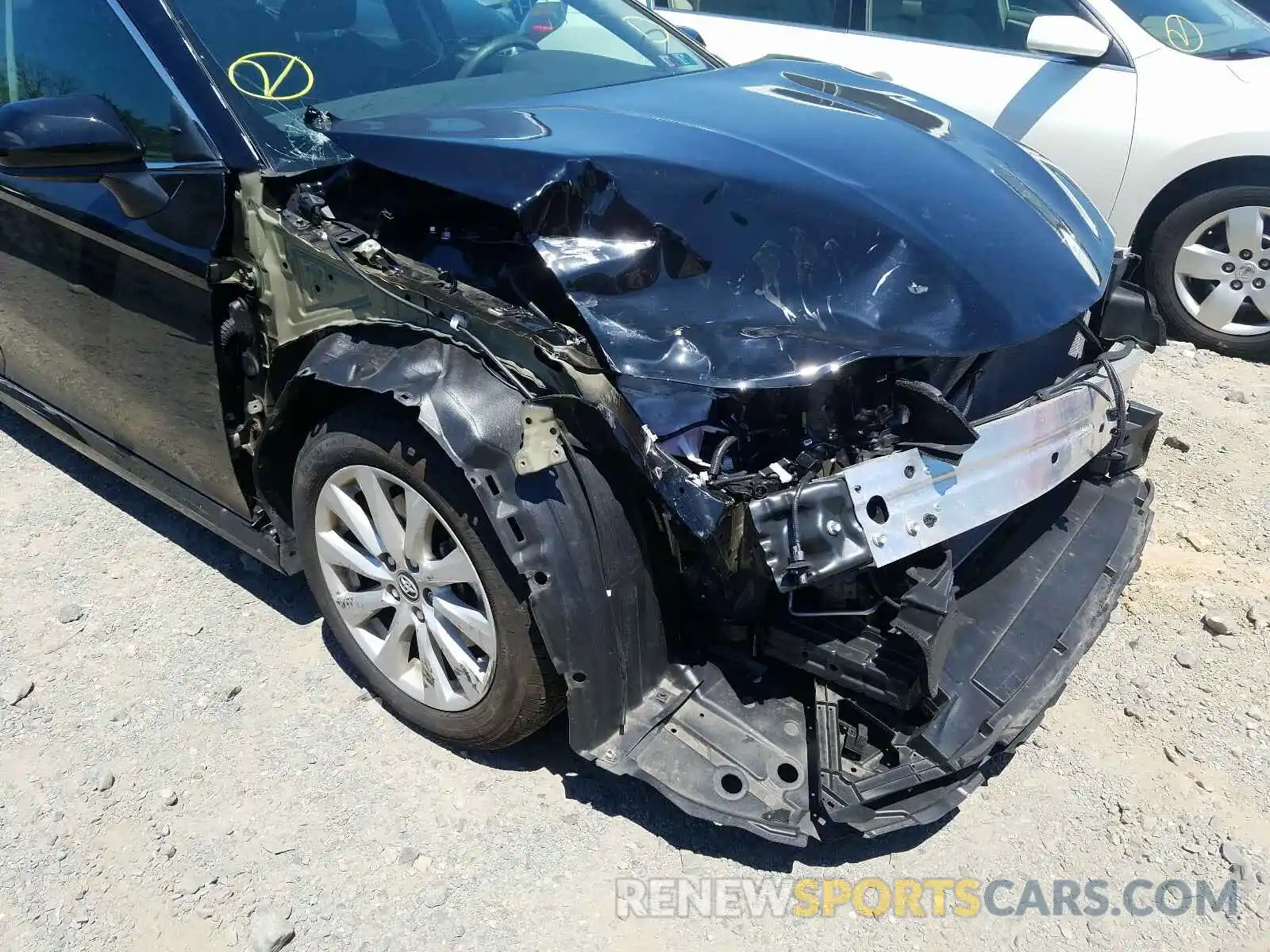 9 Photograph of a damaged car 4T1B11HK4KU751918 TOYOTA CAMRY 2019