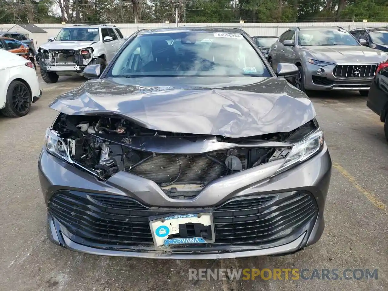 5 Photograph of a damaged car 4T1B11HK4KU752907 TOYOTA CAMRY 2019