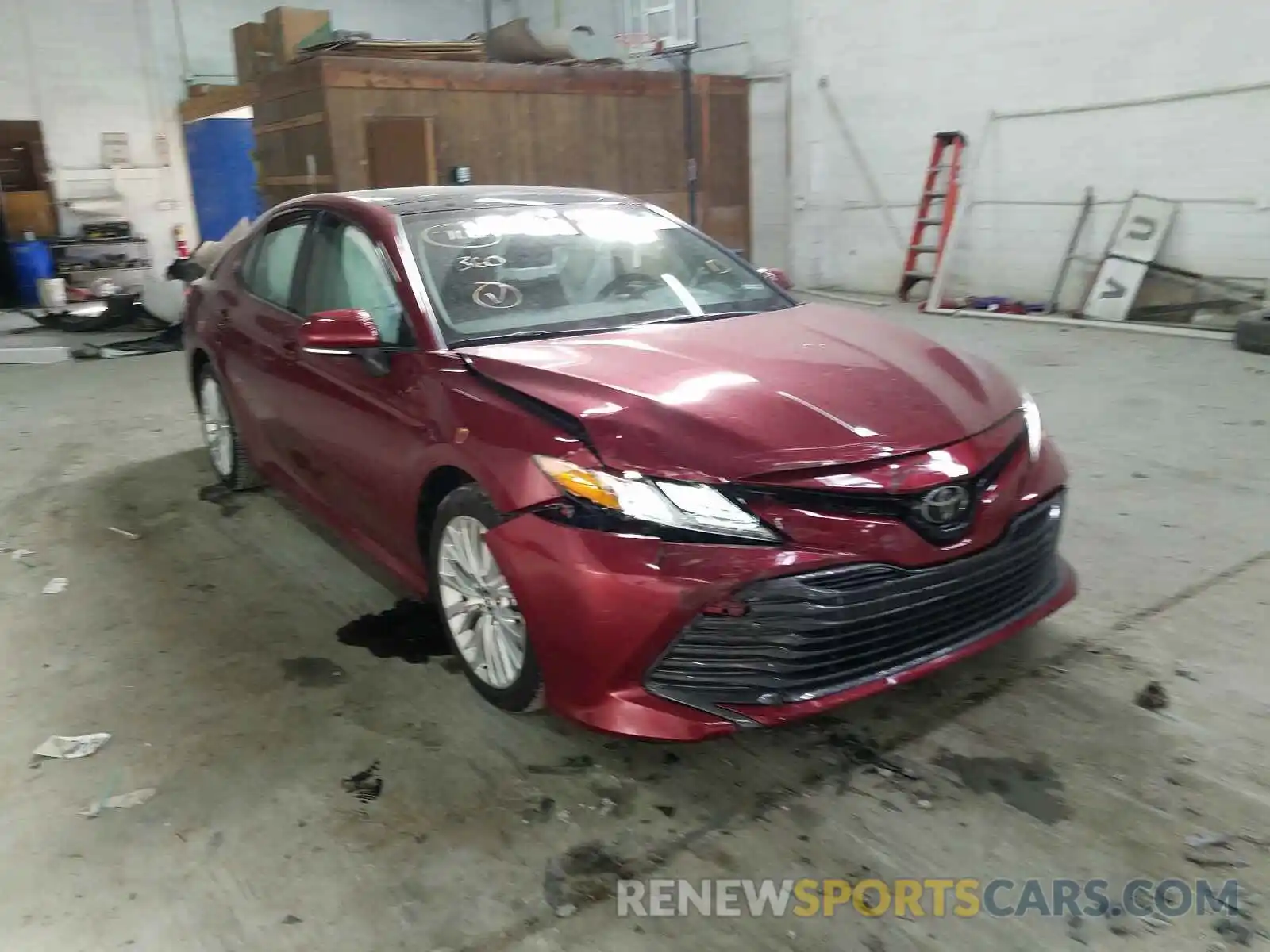 1 Photograph of a damaged car 4T1B11HK4KU754690 TOYOTA CAMRY 2019