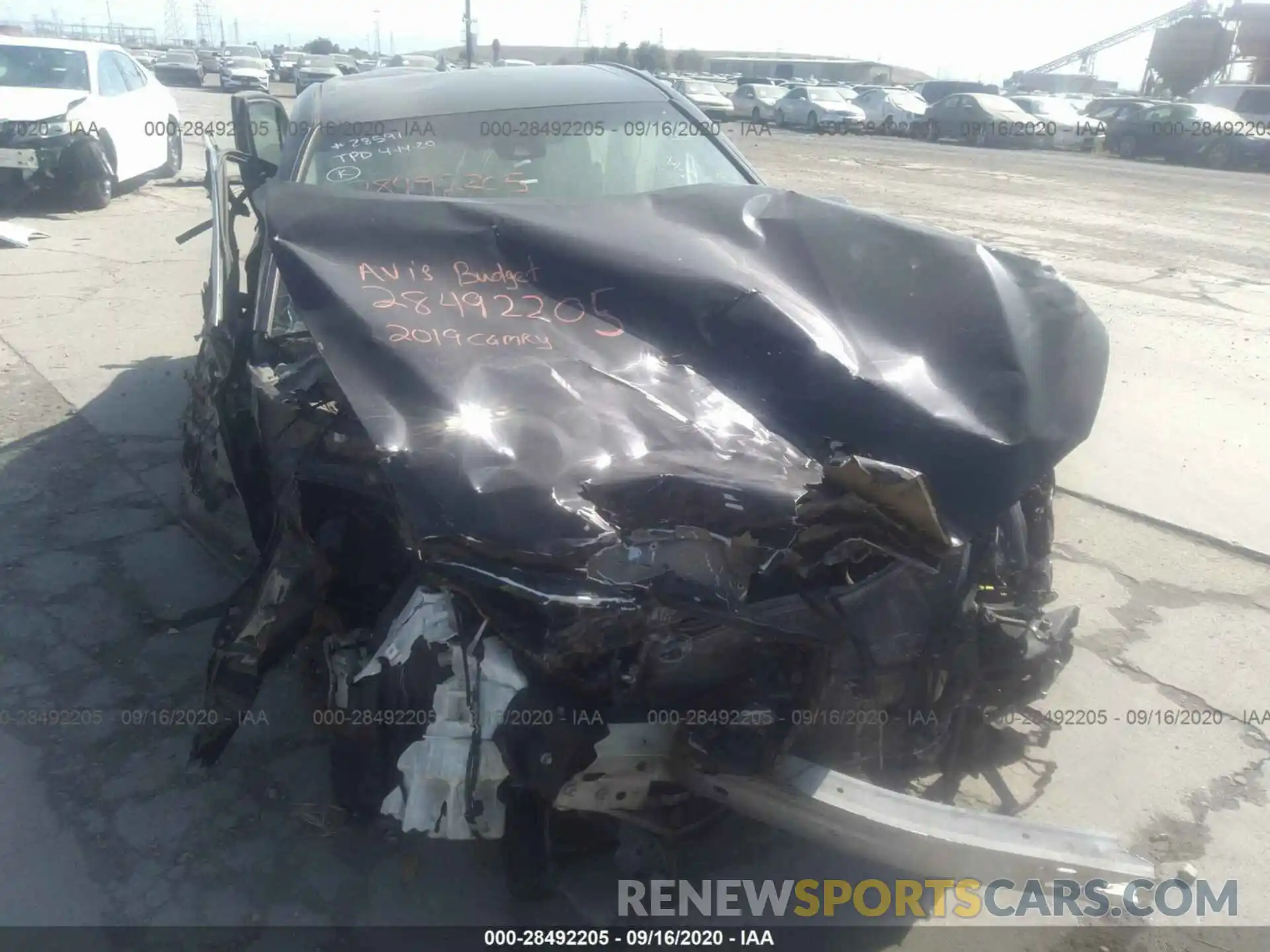 6 Фотография поврежденного автомобиля 4T1B11HK4KU754723 TOYOTA CAMRY 2019