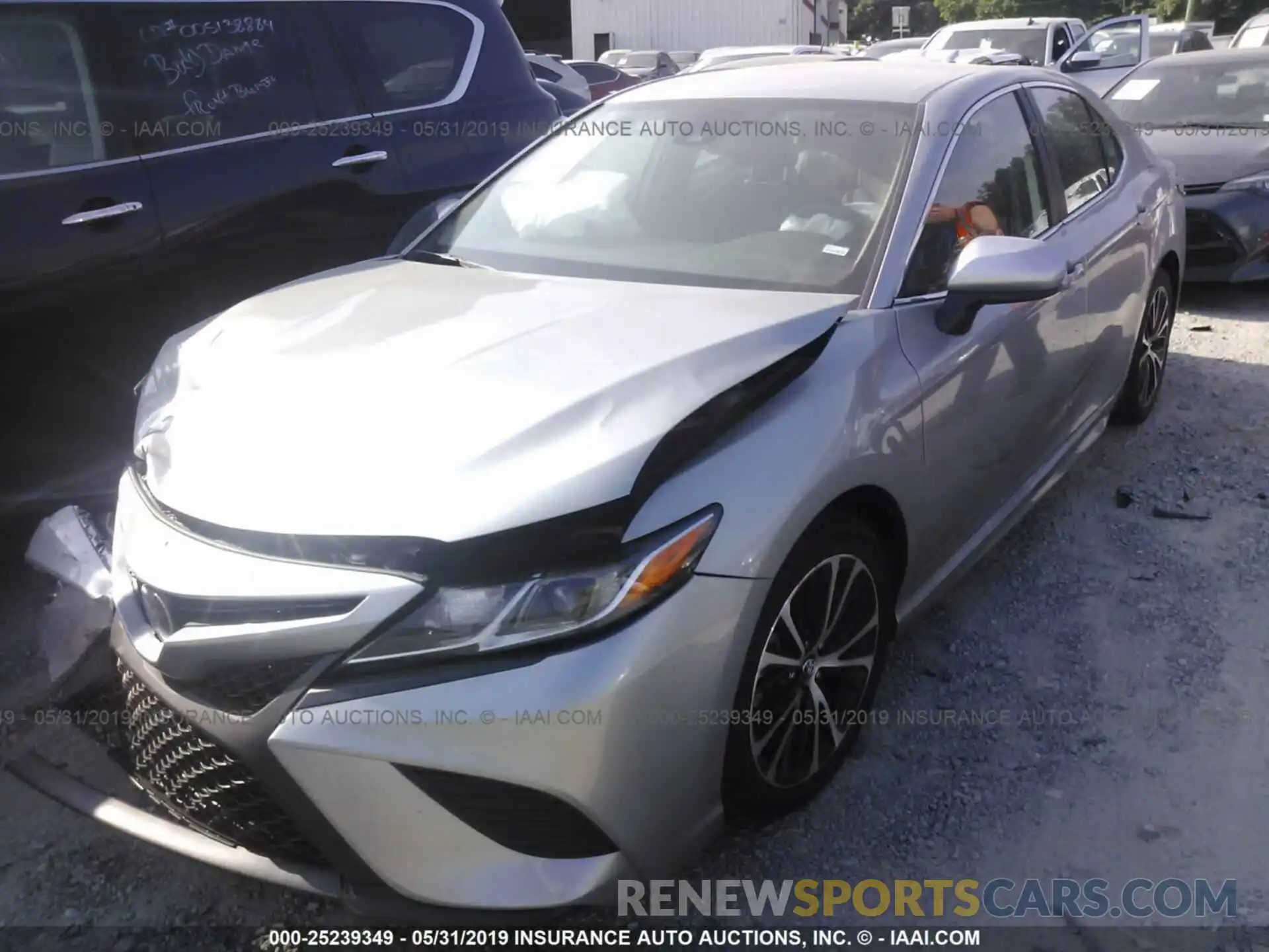 2 Photograph of a damaged car 4T1B11HK4KU756360 TOYOTA CAMRY 2019