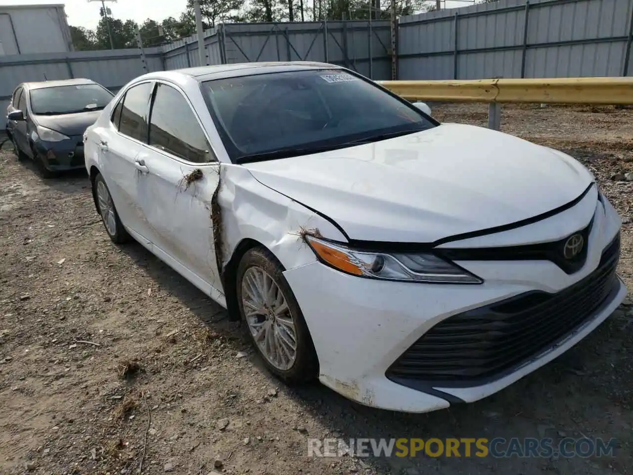 1 Photograph of a damaged car 4T1B11HK4KU757069 TOYOTA CAMRY 2019