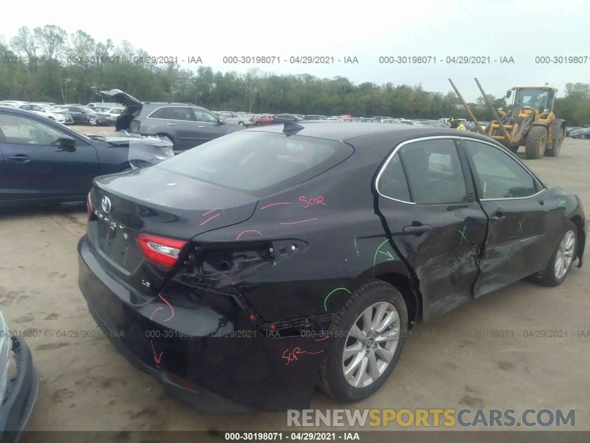 4 Photograph of a damaged car 4T1B11HK4KU757363 TOYOTA CAMRY 2019