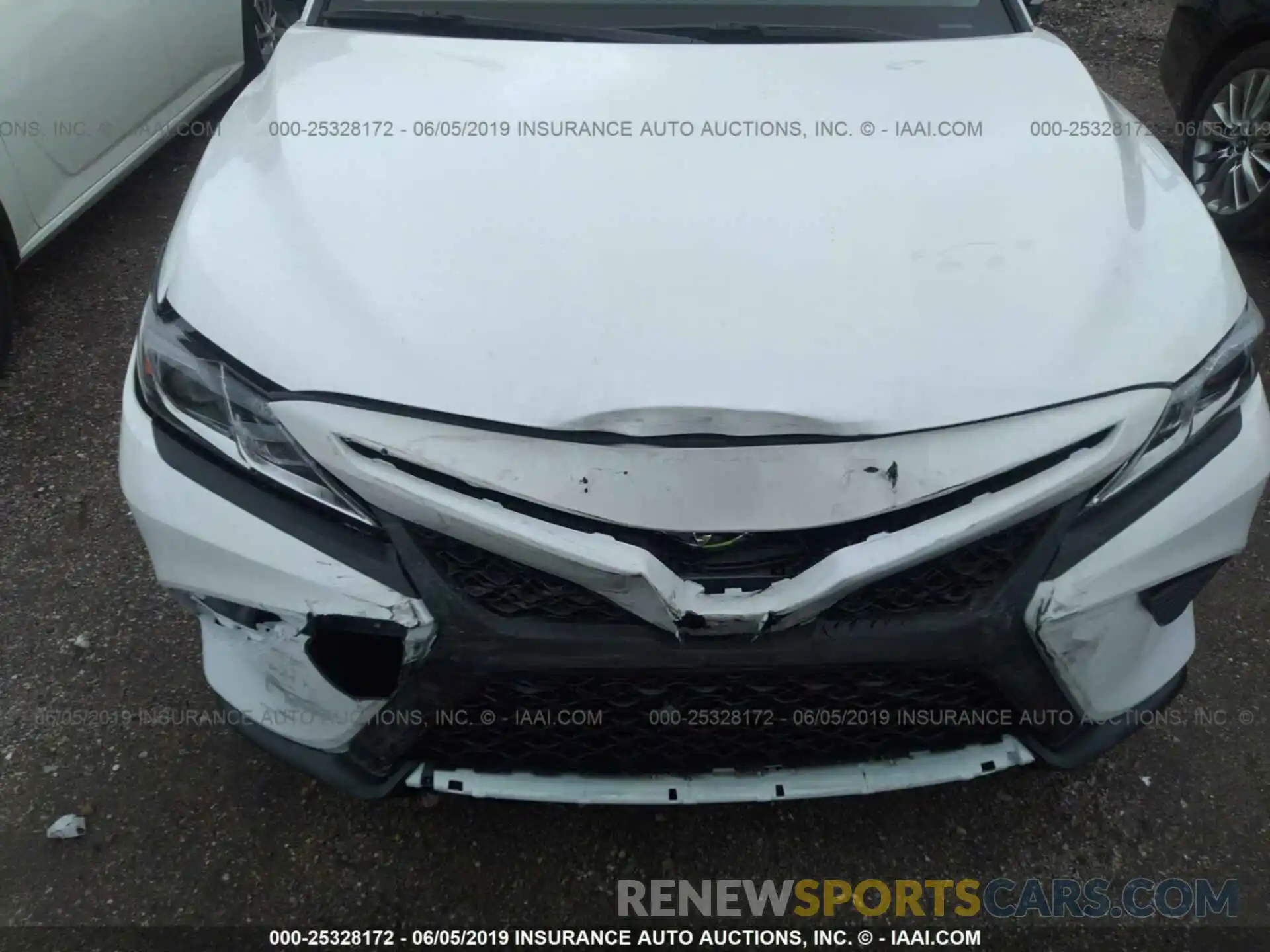 6 Photograph of a damaged car 4T1B11HK4KU757380 TOYOTA CAMRY 2019