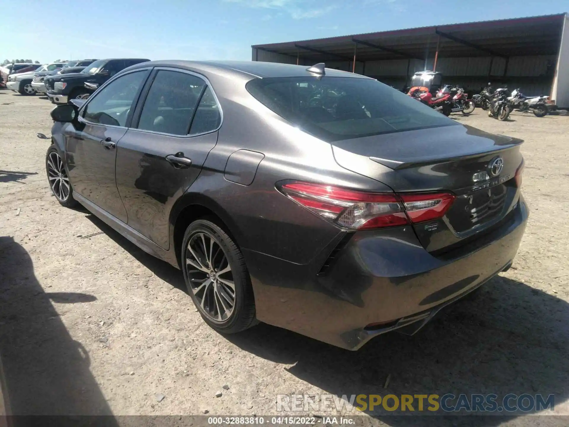 3 Photograph of a damaged car 4T1B11HK4KU758982 TOYOTA CAMRY 2019