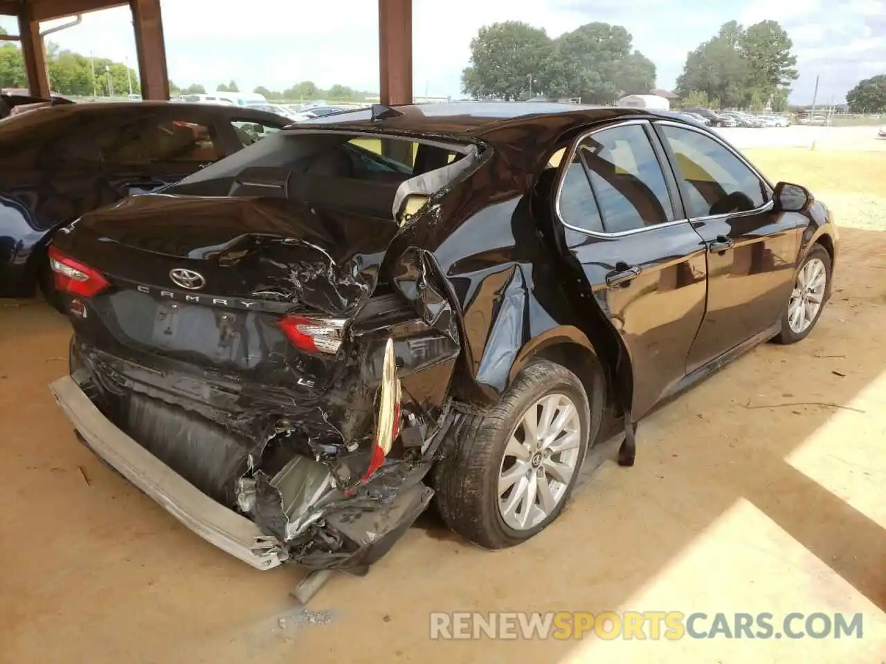 4 Photograph of a damaged car 4T1B11HK4KU760778 TOYOTA CAMRY 2019