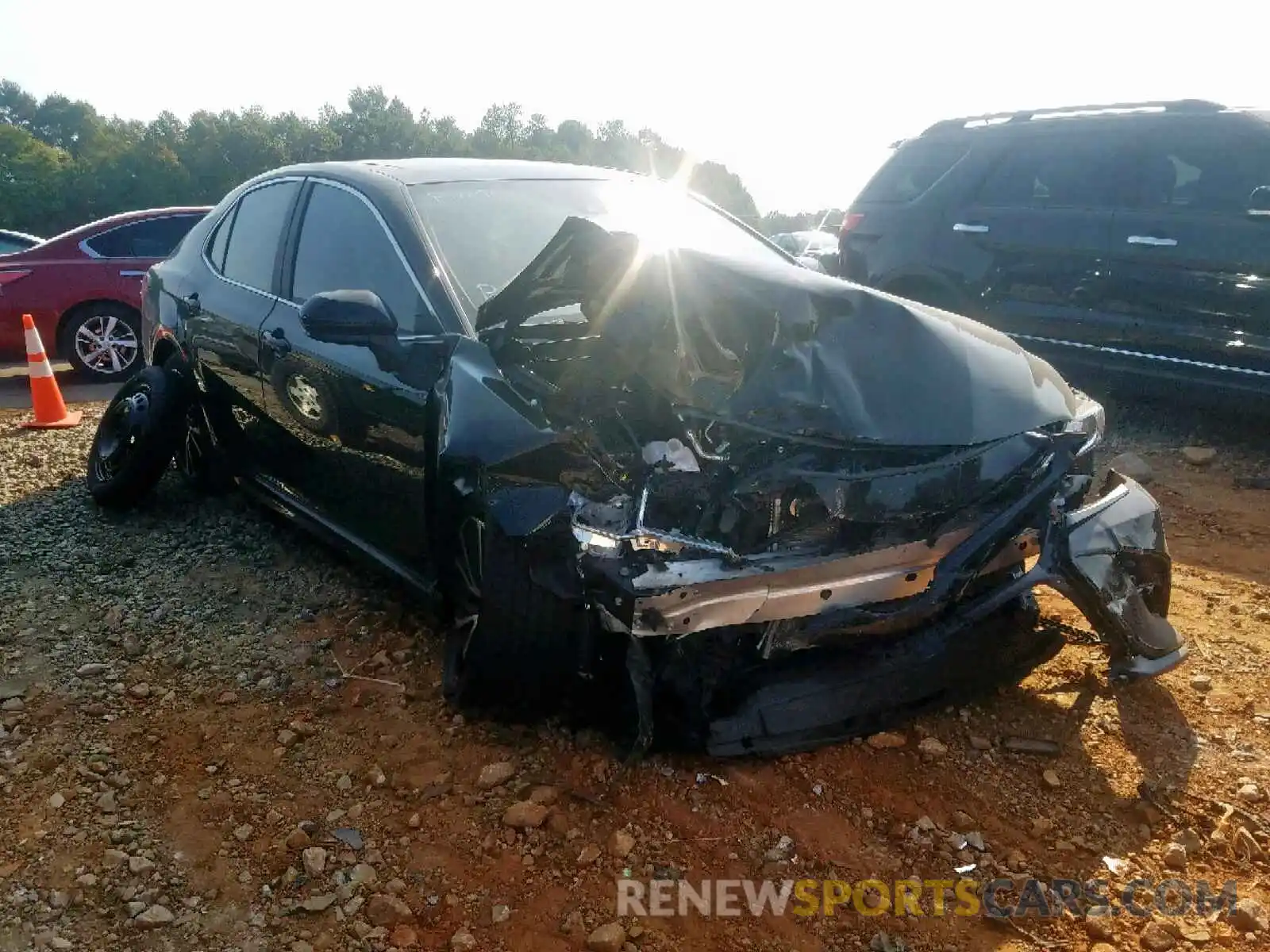 1 Photograph of a damaged car 4T1B11HK4KU761204 TOYOTA CAMRY 2019