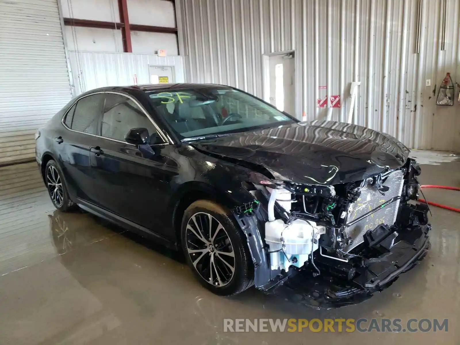 1 Photograph of a damaged car 4T1B11HK4KU762692 TOYOTA CAMRY 2019