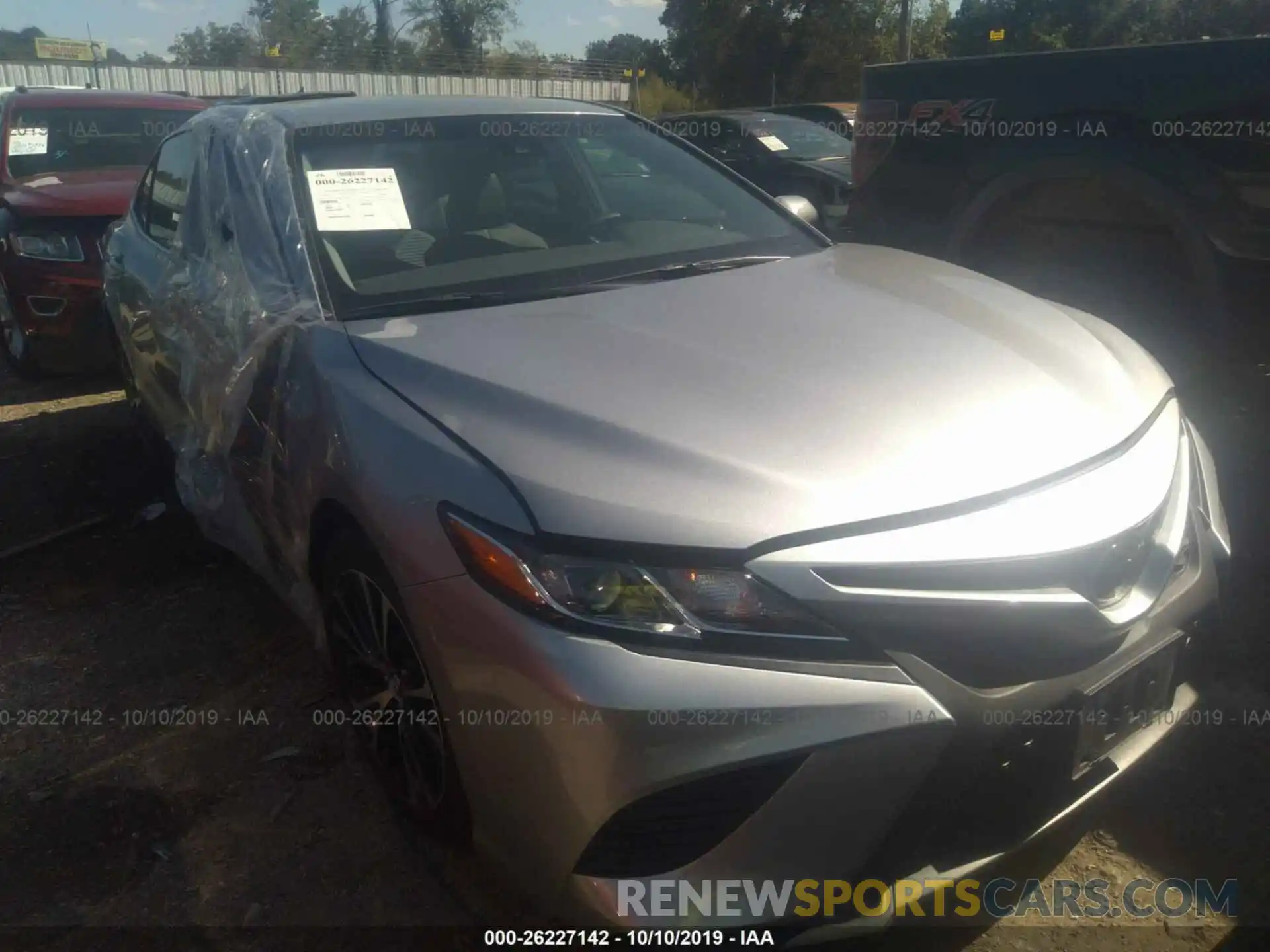 1 Photograph of a damaged car 4T1B11HK4KU765527 TOYOTA CAMRY 2019