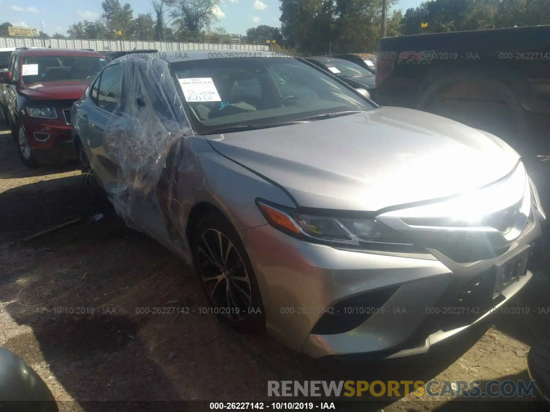 6 Photograph of a damaged car 4T1B11HK4KU765527 TOYOTA CAMRY 2019