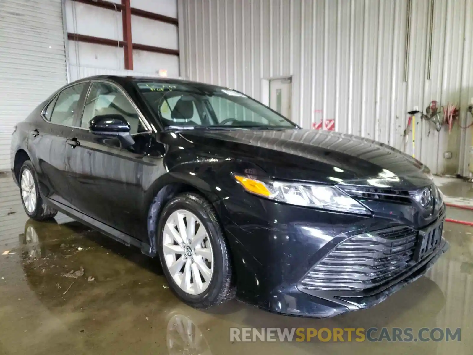 1 Photograph of a damaged car 4T1B11HK4KU766189 TOYOTA CAMRY 2019