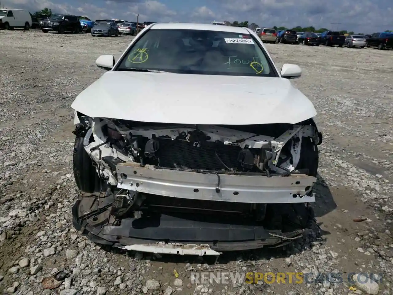 9 Photograph of a damaged car 4T1B11HK4KU766354 TOYOTA CAMRY 2019