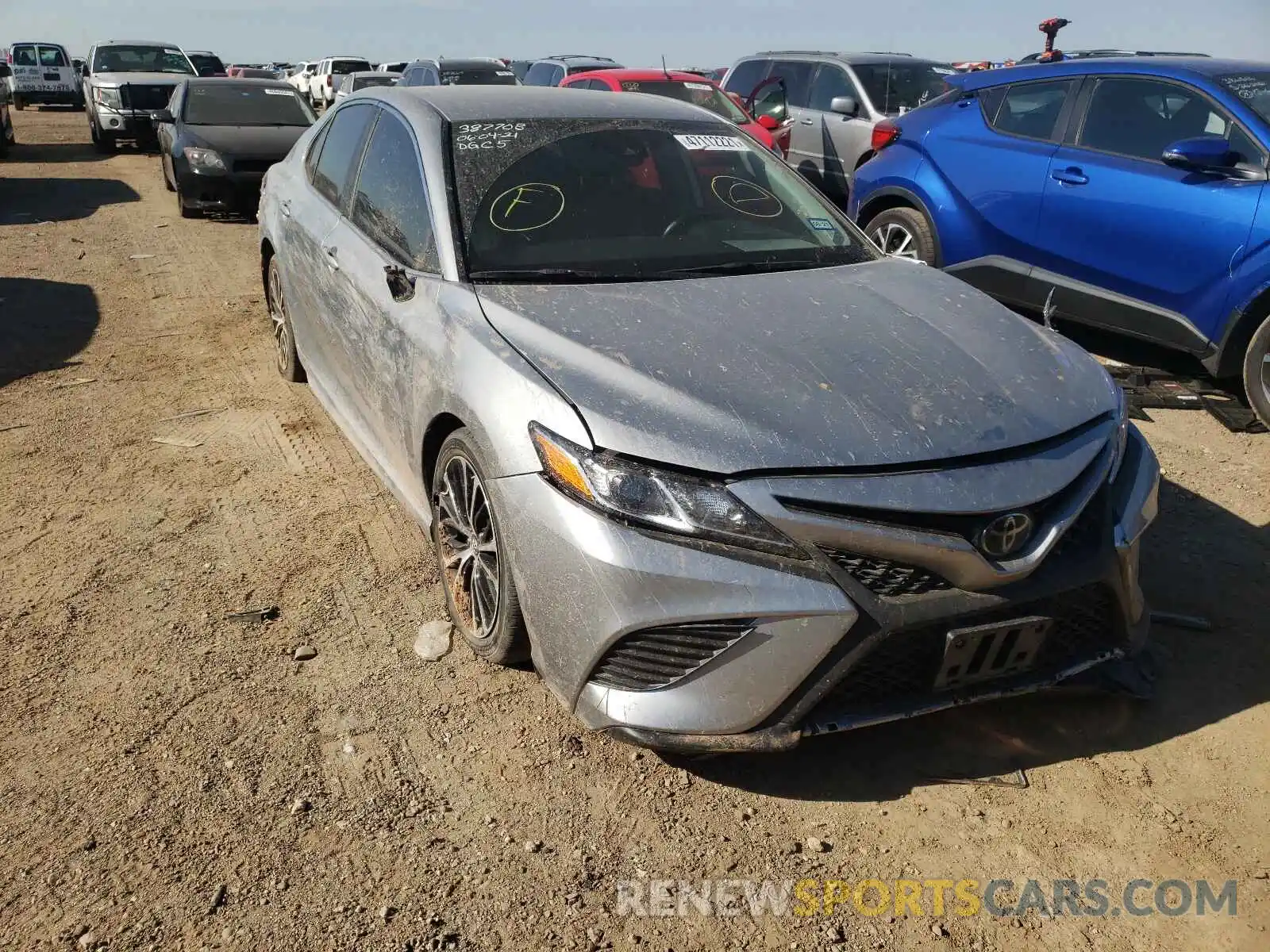 1 Photograph of a damaged car 4T1B11HK4KU767066 TOYOTA CAMRY 2019