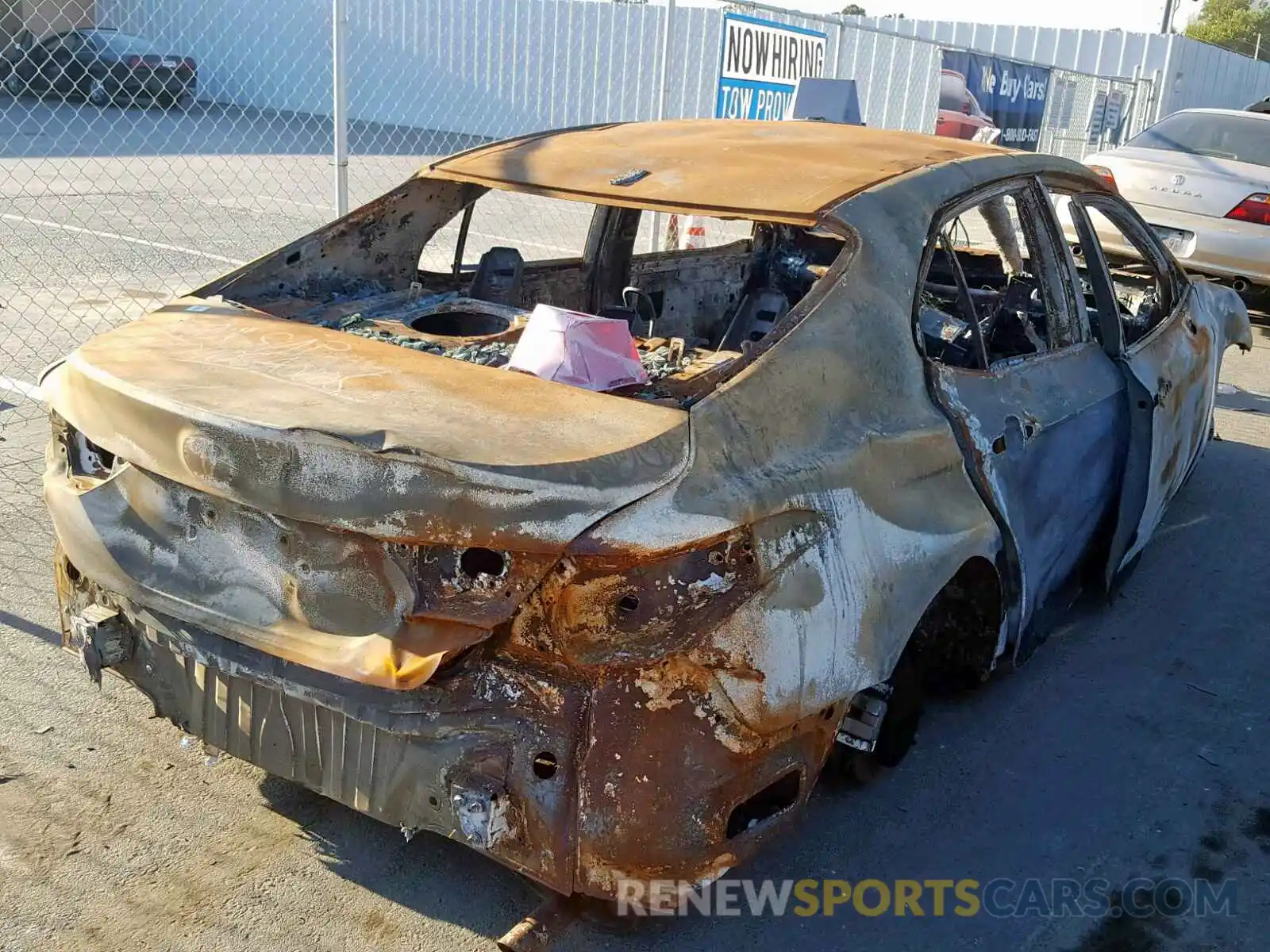 4 Photograph of a damaged car 4T1B11HK4KU770016 TOYOTA CAMRY 2019