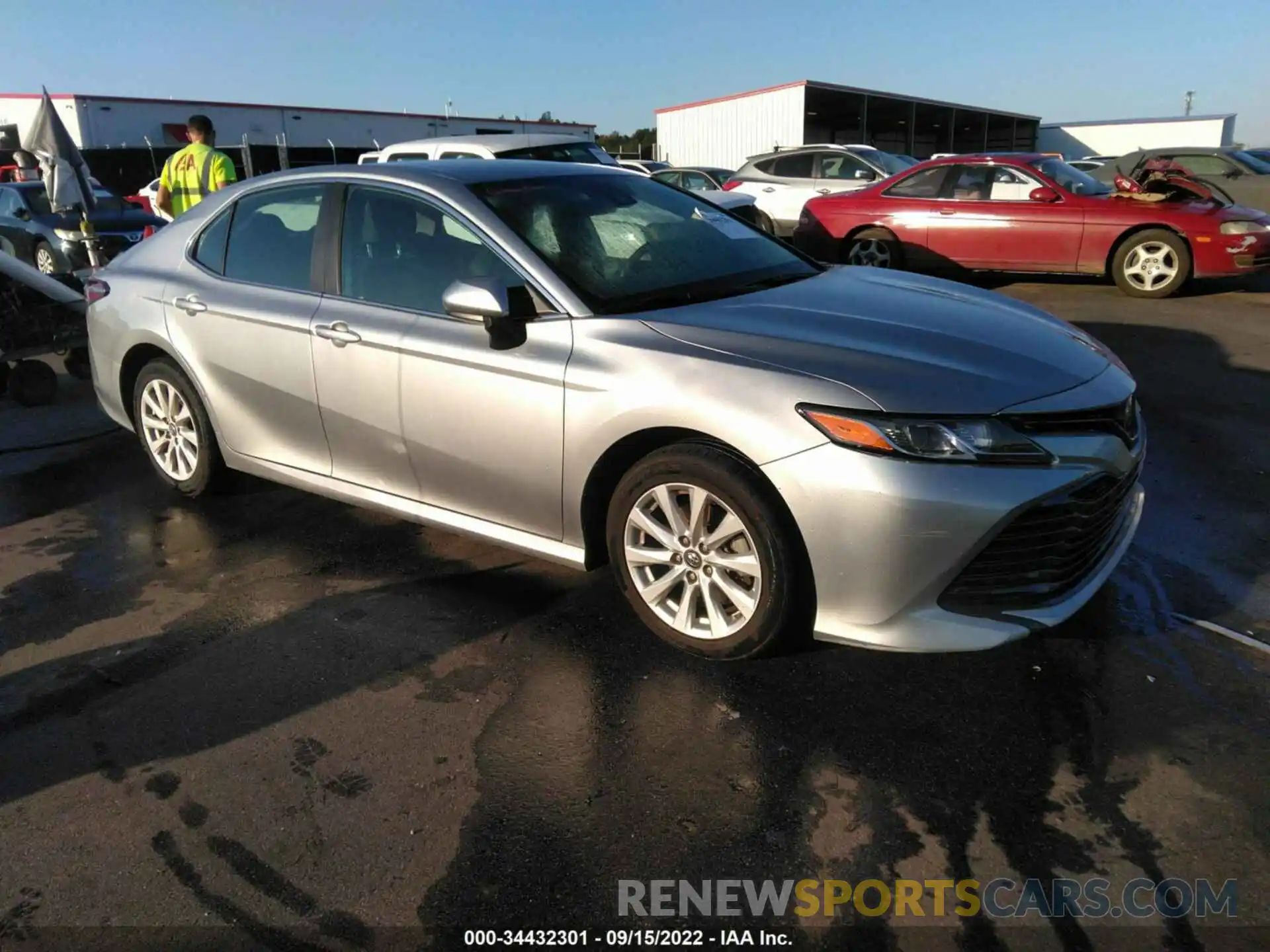 1 Photograph of a damaged car 4T1B11HK4KU770677 TOYOTA CAMRY 2019