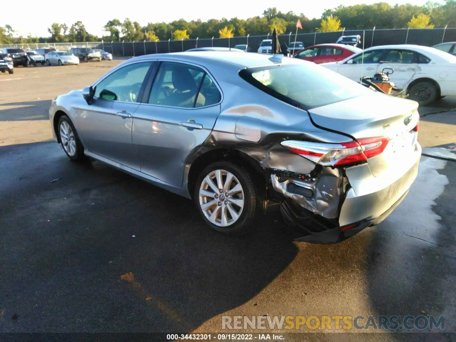 3 Photograph of a damaged car 4T1B11HK4KU770677 TOYOTA CAMRY 2019