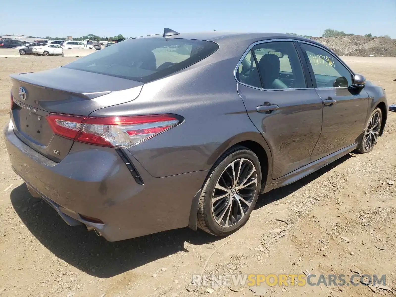 4 Photograph of a damaged car 4T1B11HK4KU771022 TOYOTA CAMRY 2019