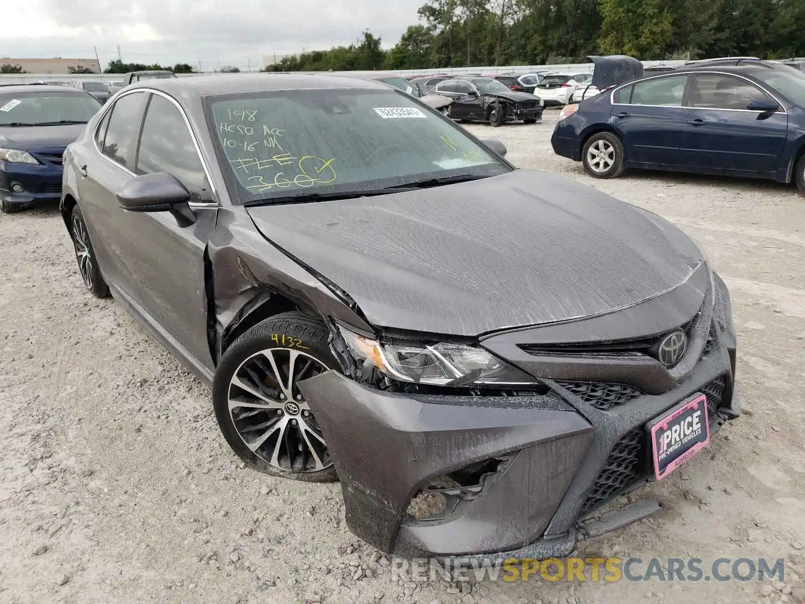 1 Photograph of a damaged car 4T1B11HK4KU772865 TOYOTA CAMRY 2019