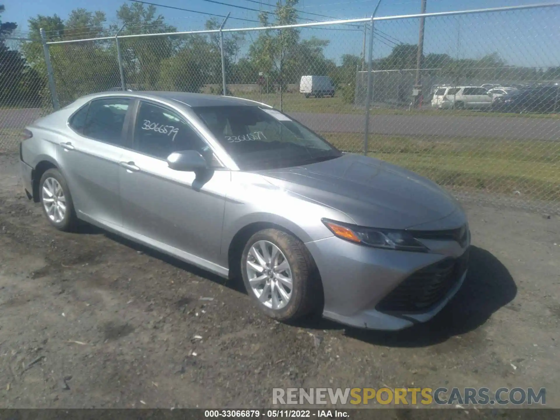 1 Photograph of a damaged car 4T1B11HK4KU774194 TOYOTA CAMRY 2019