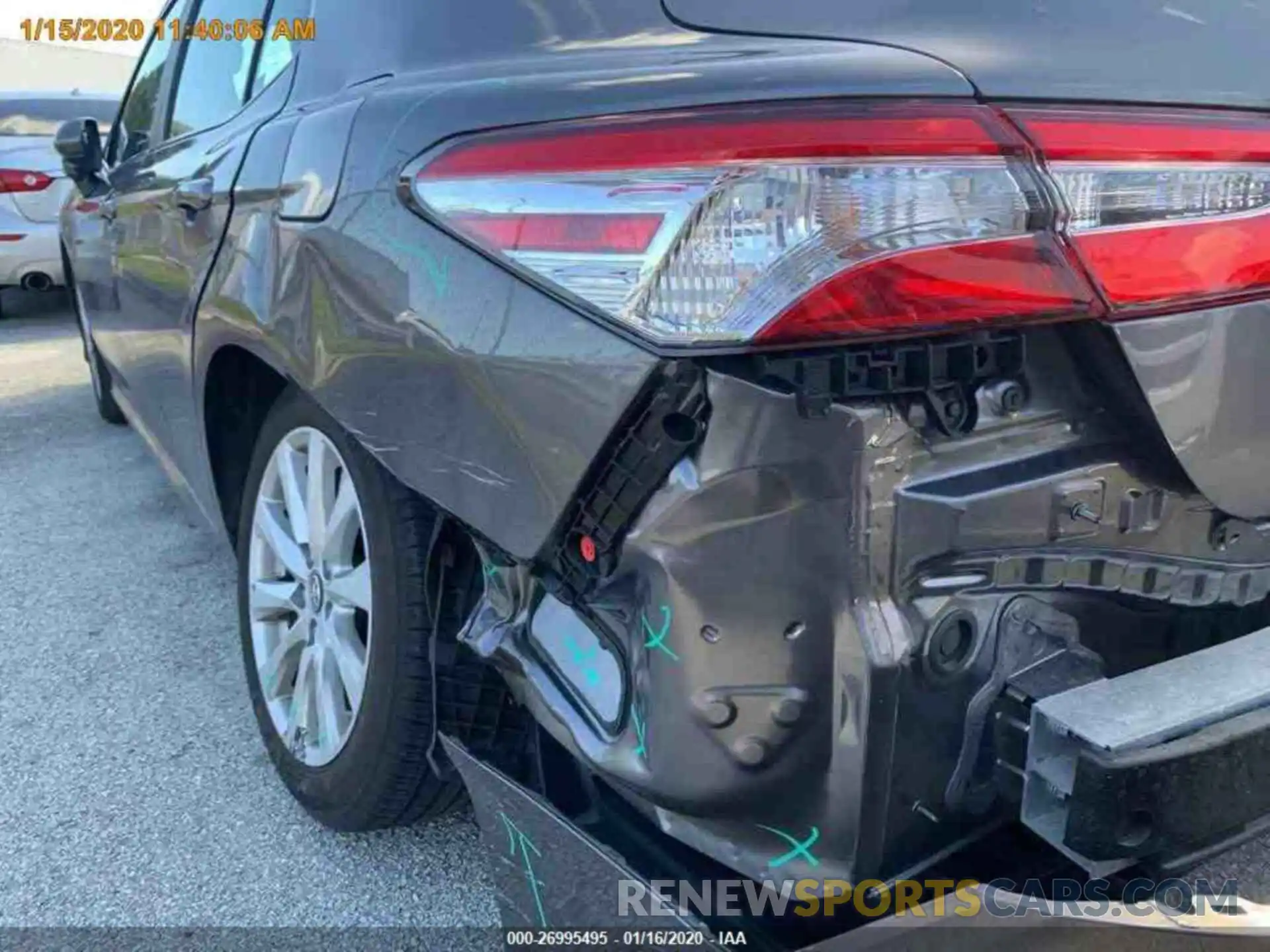 15 Photograph of a damaged car 4T1B11HK4KU774731 TOYOTA CAMRY 2019