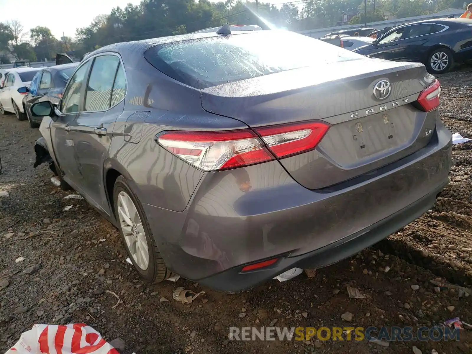 3 Photograph of a damaged car 4T1B11HK4KU775247 TOYOTA CAMRY 2019