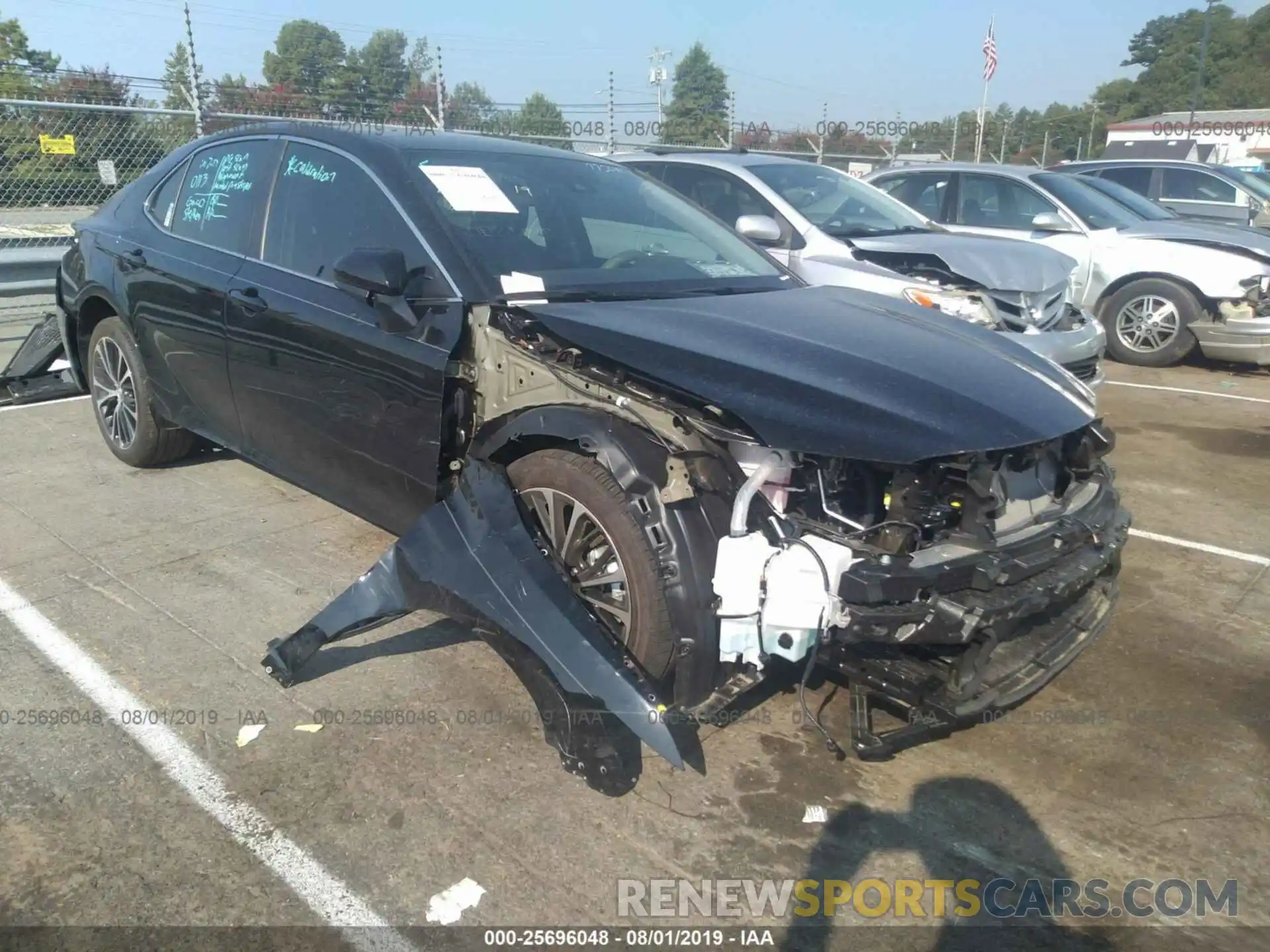 1 Photograph of a damaged car 4T1B11HK4KU775698 TOYOTA CAMRY 2019