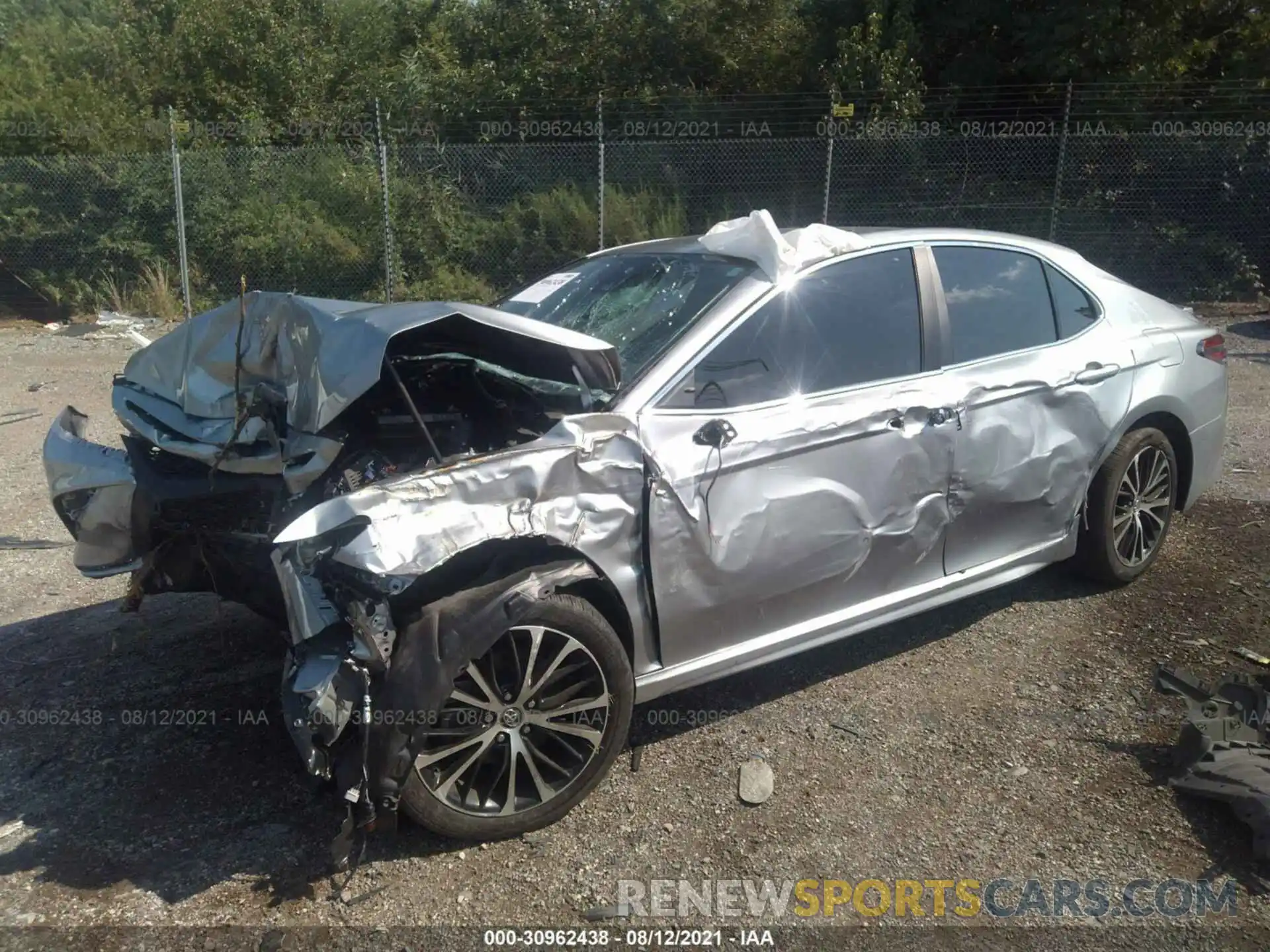 2 Photograph of a damaged car 4T1B11HK4KU775734 TOYOTA CAMRY 2019