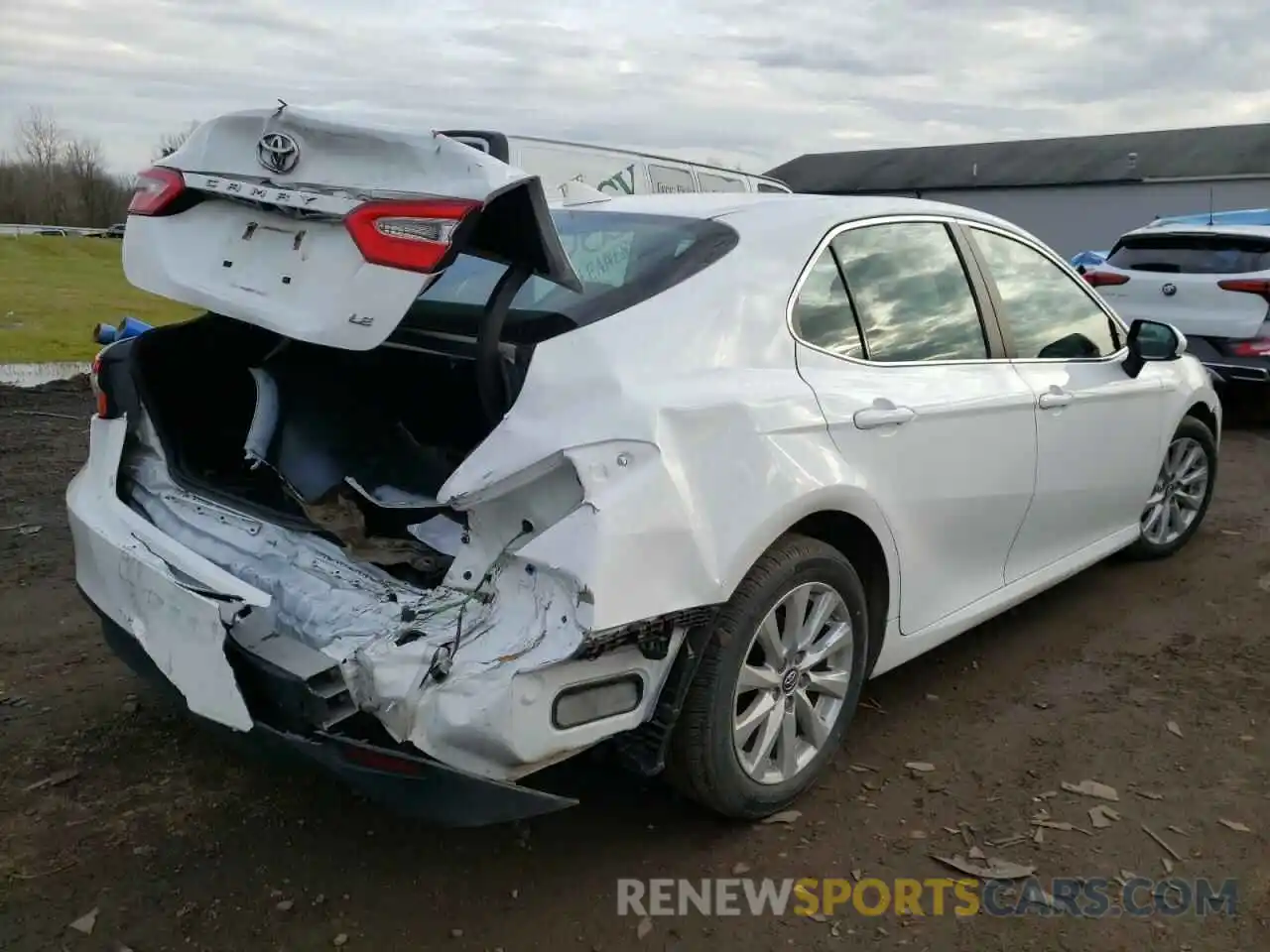 4 Photograph of a damaged car 4T1B11HK4KU776009 TOYOTA CAMRY 2019