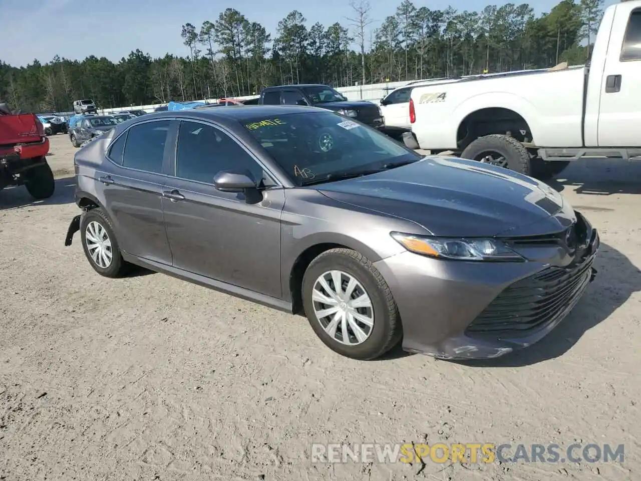 4 Photograph of a damaged car 4T1B11HK4KU776477 TOYOTA CAMRY 2019