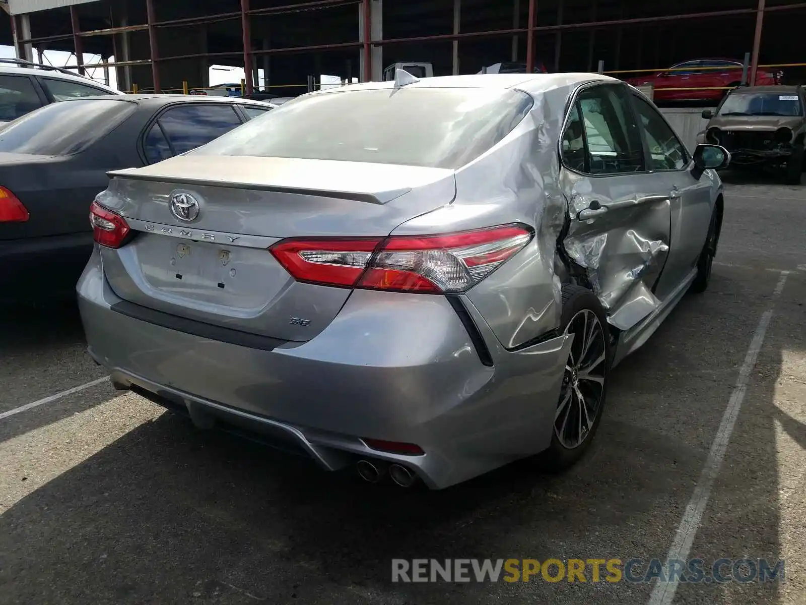 4 Photograph of a damaged car 4T1B11HK4KU776818 TOYOTA CAMRY 2019