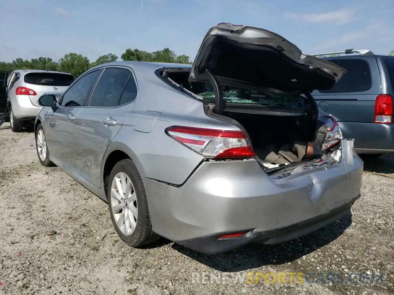 3 Photograph of a damaged car 4T1B11HK4KU778553 TOYOTA CAMRY 2019