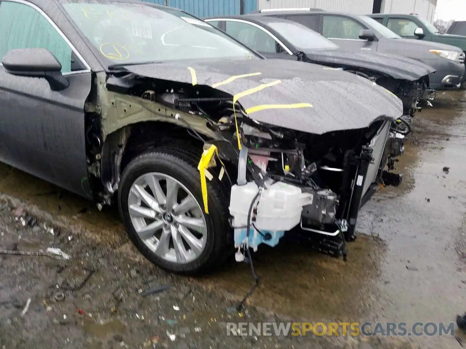 9 Photograph of a damaged car 4T1B11HK4KU778598 TOYOTA CAMRY 2019