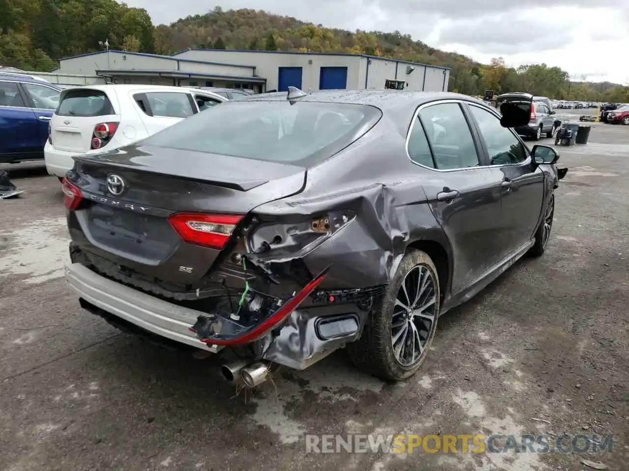 4 Photograph of a damaged car 4T1B11HK4KU778634 TOYOTA CAMRY 2019