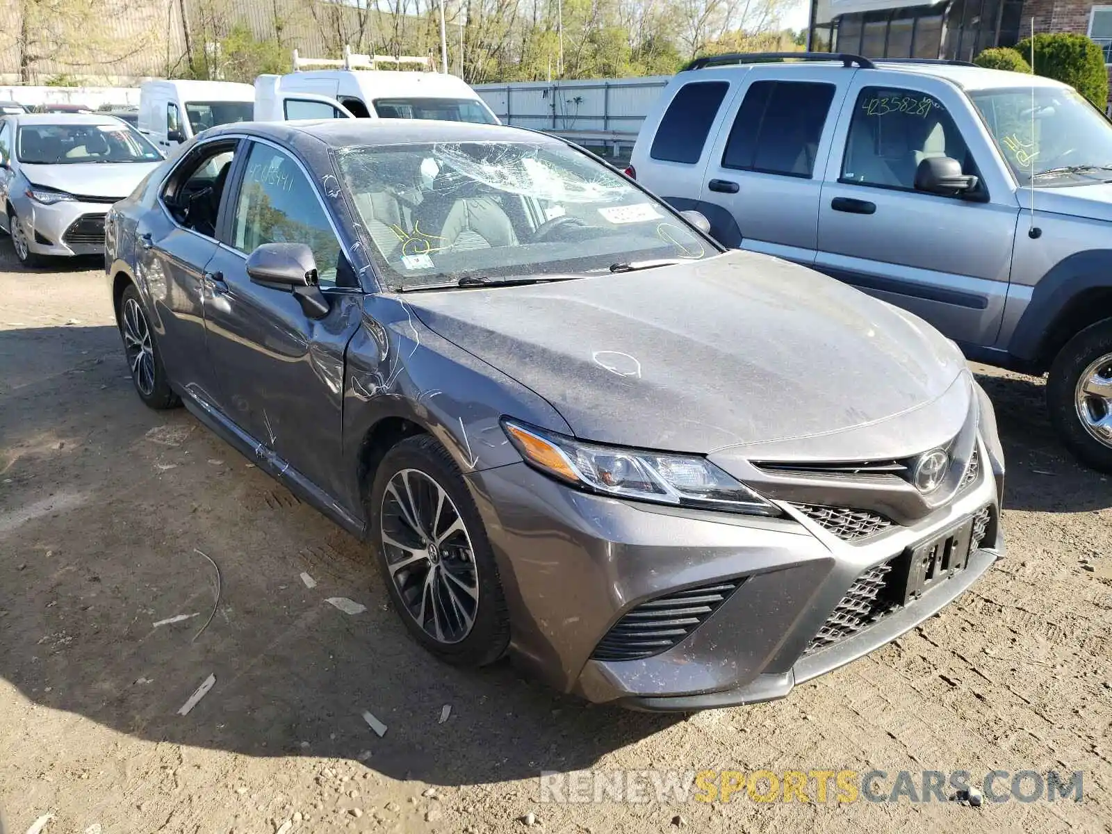 1 Photograph of a damaged car 4T1B11HK4KU779511 TOYOTA CAMRY 2019