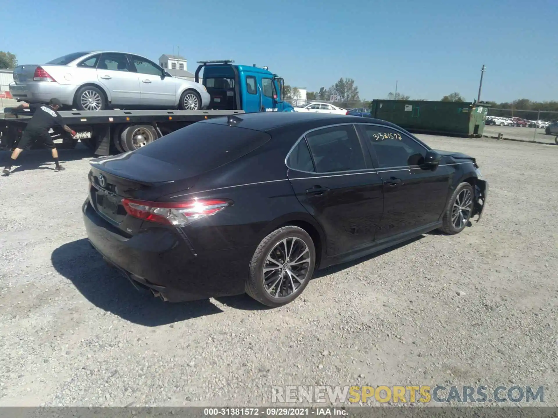 4 Photograph of a damaged car 4T1B11HK4KU780903 TOYOTA CAMRY 2019